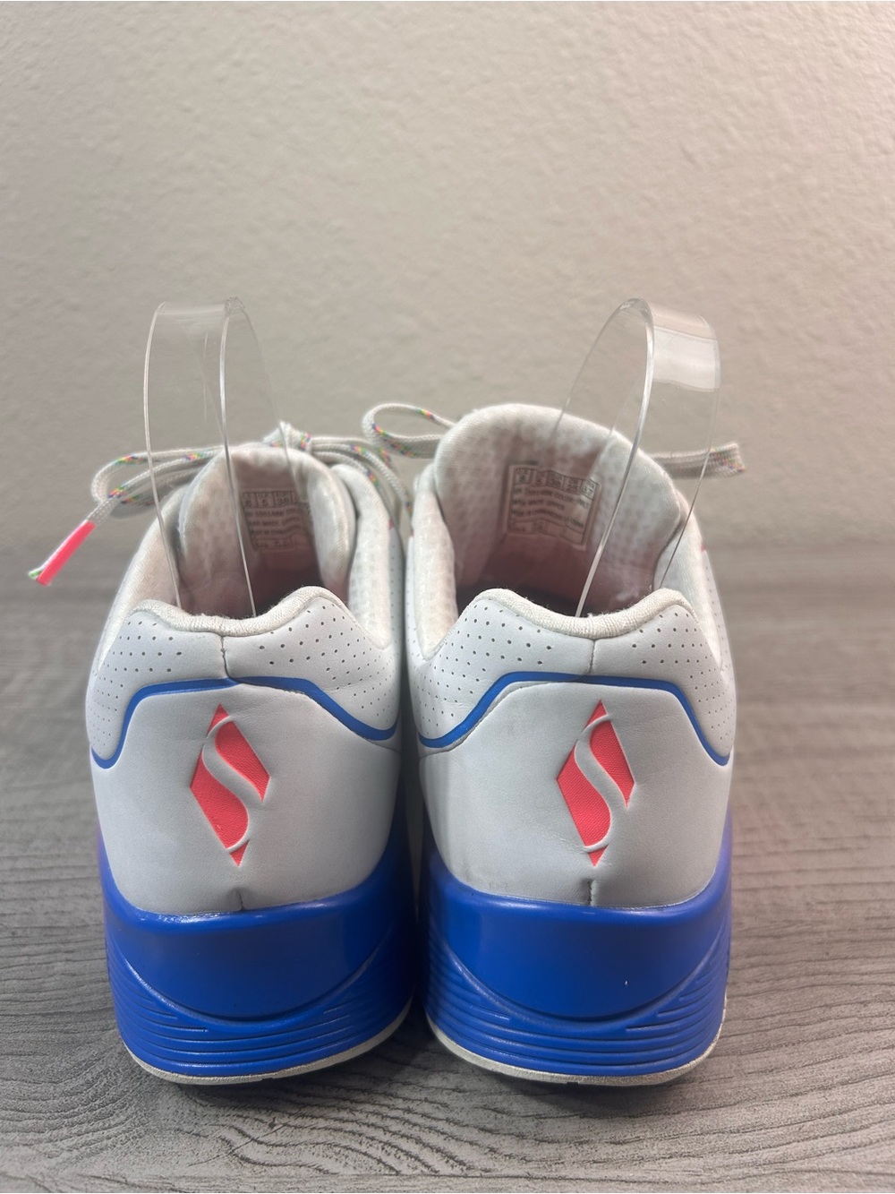 Skechers Air Cushion White Sneakers with Rainbow Gradient Sole Women’s Size 8 - Picture 3 of 10